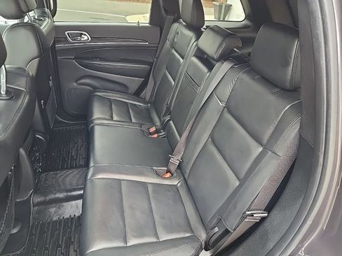 Used 2020 Jeep Grand Cherokee Limited image 45