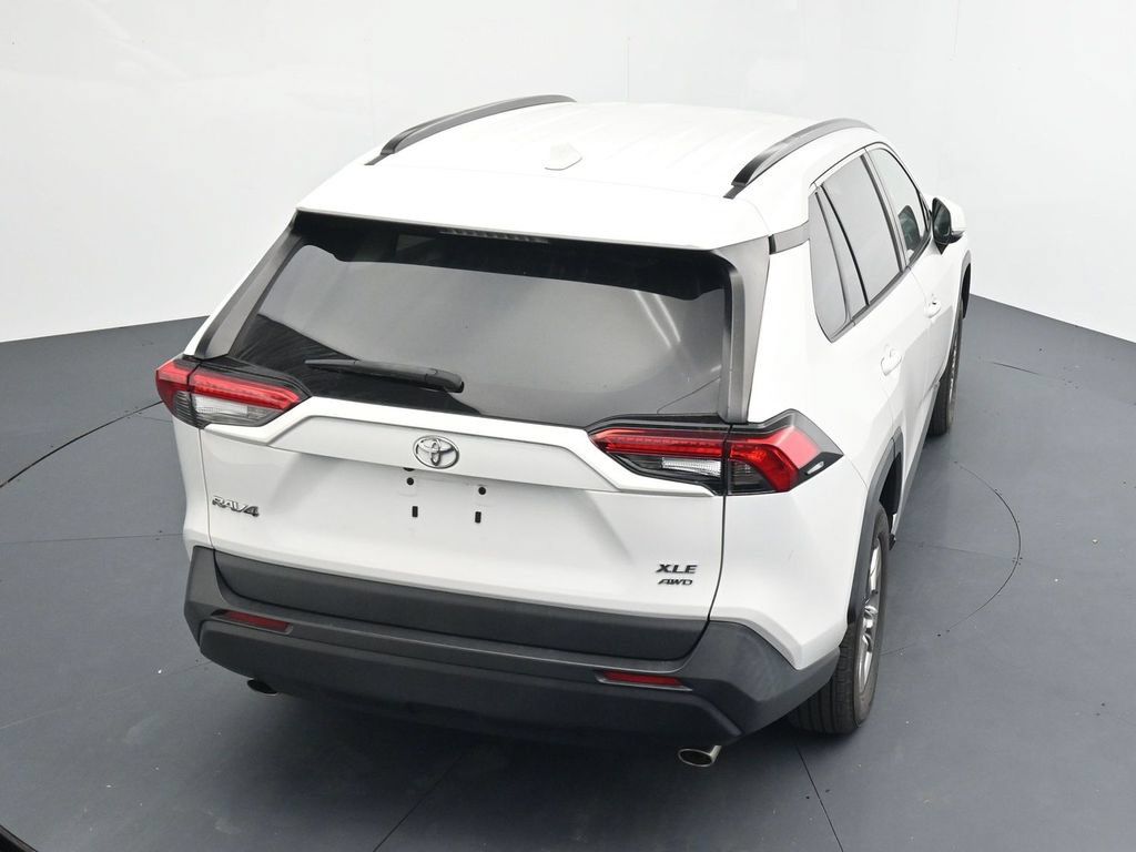 Used 2024 Toyota RAV4 XLE AWD/4WD image 14