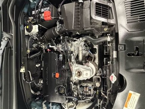 Certified 2024 Honda HR-V LX image 9