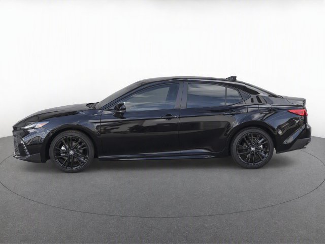 Used 2026 Toyota Camry SE FWD image 6