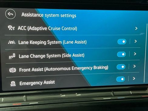 Used 2025 Volkswagen Atlas SE FWD image 6