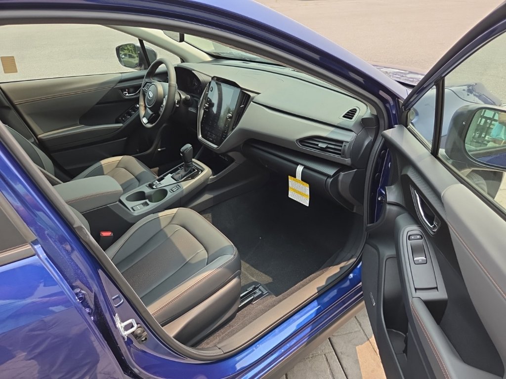 New 2026 Subaru Crosstrek 2.5i Limited w/ Crosstrek Mirror Package AWD/4WD image 6