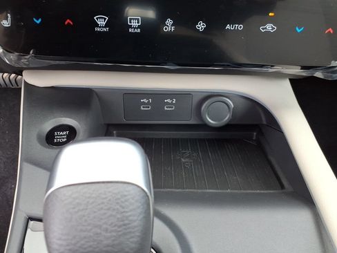 New 2026 Nissan Sentra SL w/ Floor Mat Package FWD image 22