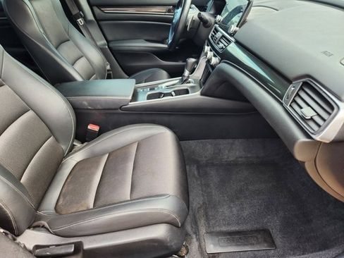 Used 2022 Honda Accord Sport image 13