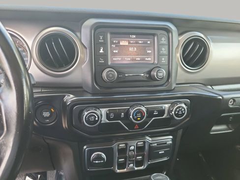 Used 2020 Jeep Gladiator Sport w/ Quick Order Package 24S image 18