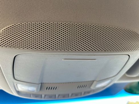 Used 2017 Ford Edge SE image 31