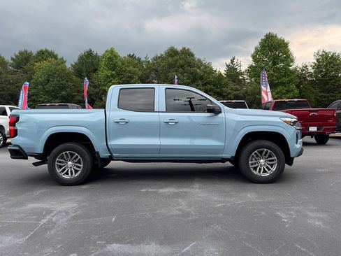 New 2025 Chevrolet Colorado LT w/ LT Convenience Package image 2