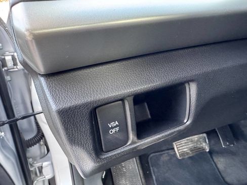 Used 2010 Honda Accord EX-L image 10