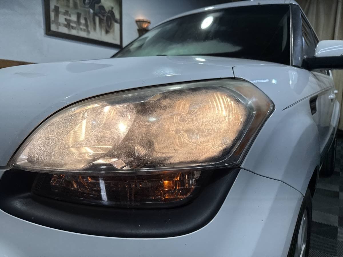 Used 2012 Kia Soul + FWD image 6