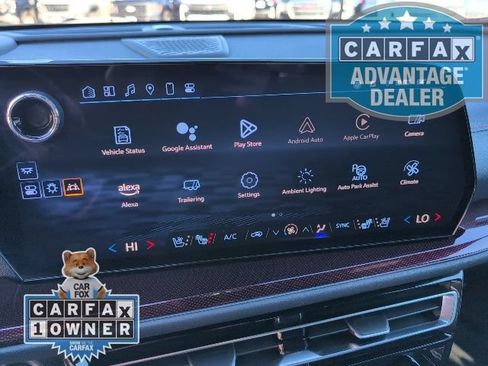 Used 2024 Chevrolet Traverse RS w/ LPO, Floor Liner Package AWD/4WD image 23