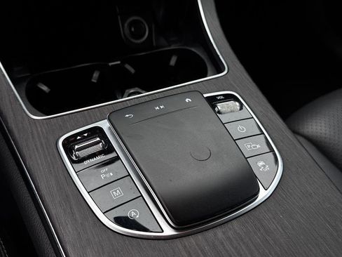 Used 2021 Mercedes-Benz GLC 300 GLC 300 w/ Premium Package image 20