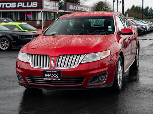 Used 2010 Lincoln MKS image 4