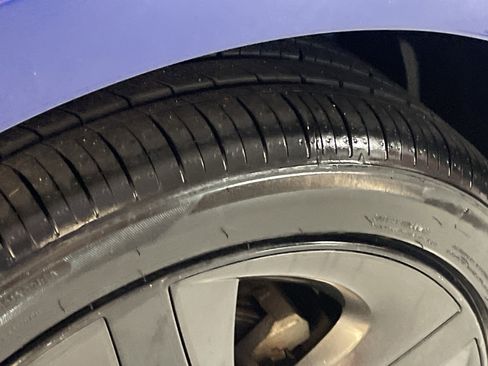 Used 2018 Toyota Prius Four Touring image 12