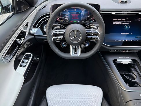 New 2026 Mercedes-Benz E 53 AMG e 4MATIC Sedan image 13