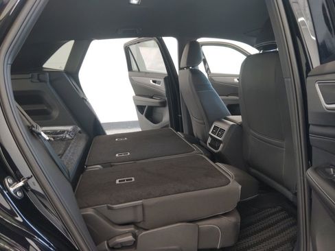 New 2026 Volkswagen Atlas Cross Sport SE FWD image 24