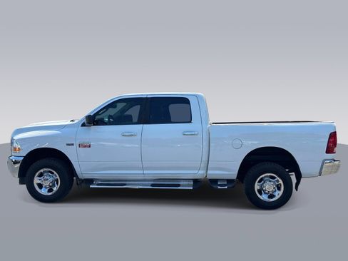 Used 2010 Dodge Ram 2500 Truck SLT AWD/4WD image 4