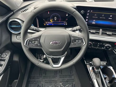 New 2026 Chevrolet Trax LT w/ Midnight Edition image 19