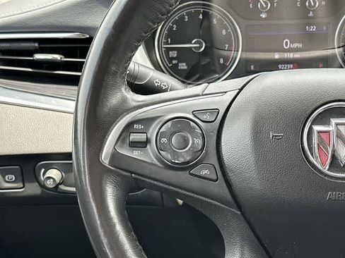 Used 2020 Buick Enclave Essence AWD/4WD image 8
