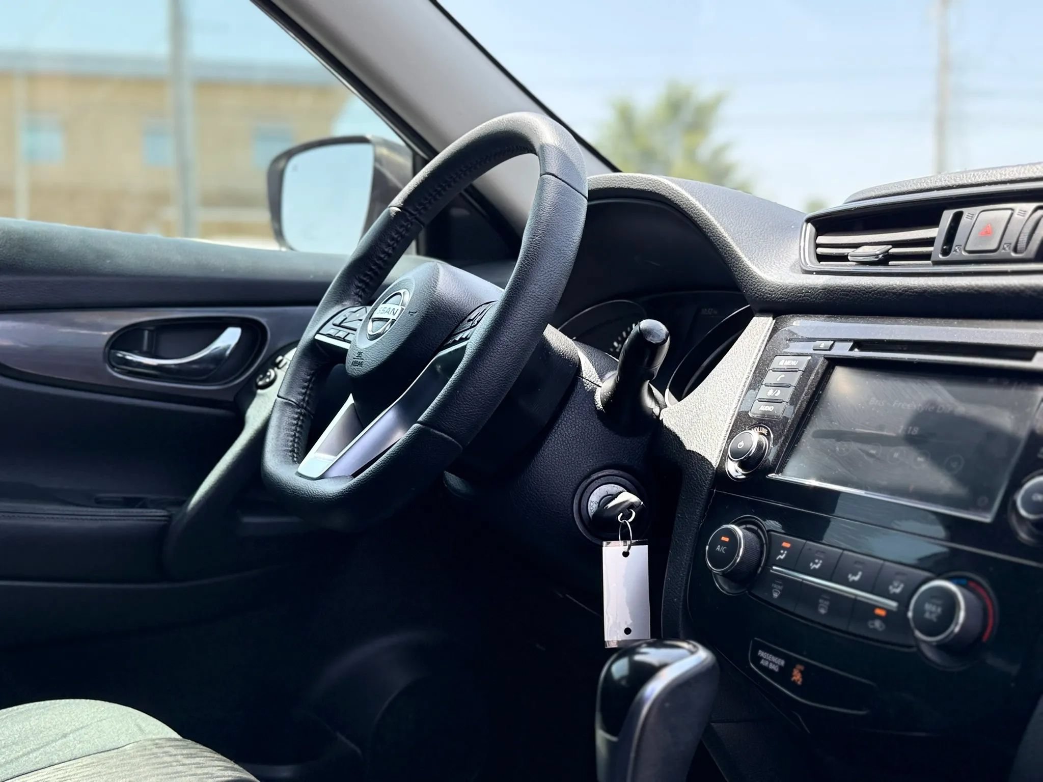 Used 2020 Nissan Rogue S w/ Special Edition Package FWD image 23