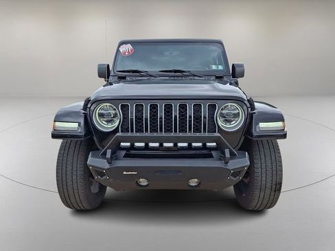 Used 2021 Jeep Wrangler Unlimited Sahara w/ Cold Weather Group AWD/4WD image 3