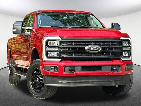 Used 2024 Ford F250 Lariat w/ Lariat Ultimate Package AWD/4WD image 2