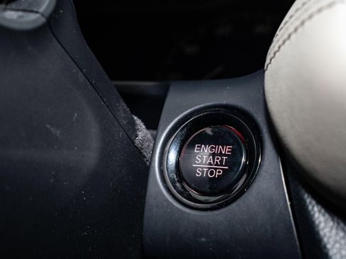 Used 2024 Honda HR-V EX-L image 34