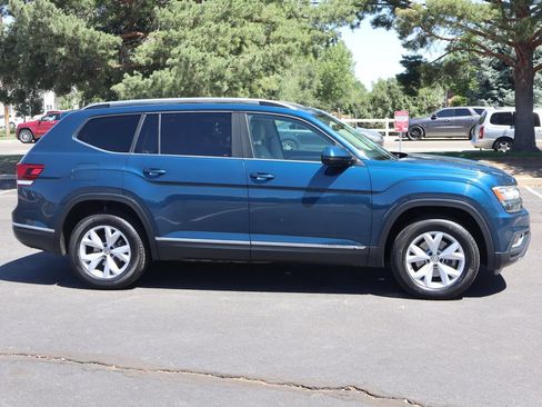 Used 2018 Volkswagen Atlas SEL AWD/4WD image 3