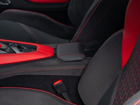 Used 2024 Lamborghini Revuelto AWD/4WD image 64