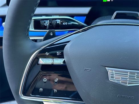 New 2025 Cadillac Optiq Sport 2 w/ LPO, Floor Liner Package image 25