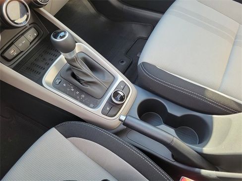 New 2026 Hyundai Venue SEL image 13