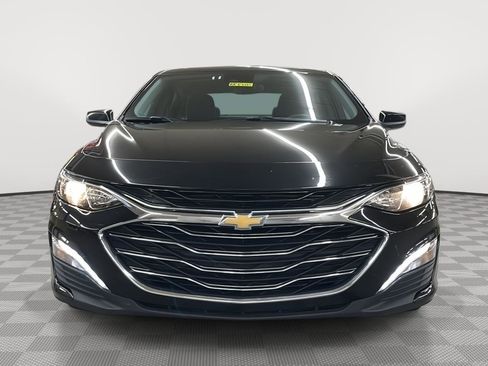 Used 2024 Chevrolet Malibu LT image 2