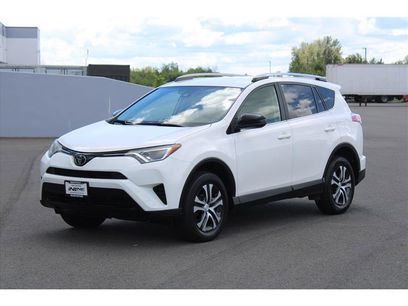 Used 2018 Toyota RAV4 LE w/ All Weather Liner Package