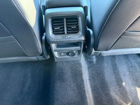 Used 2024 Volkswagen Tiguan Wolfsburg Edition image 14