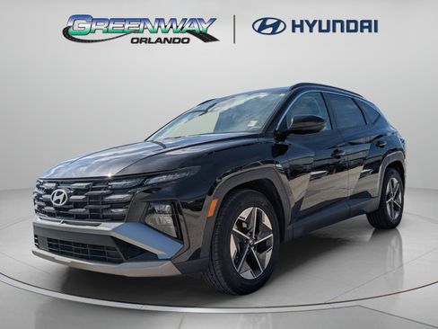 Used 2025 Hyundai Tucson SEL FWD image 4