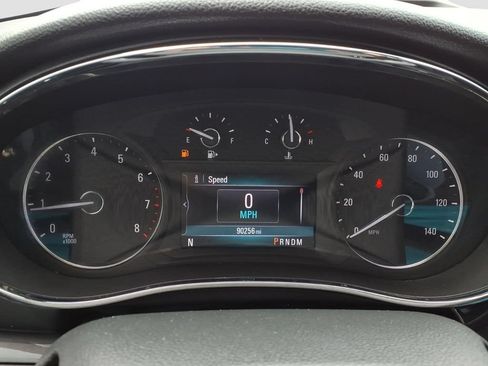 Used 2019 Buick Encore Sport Touring FWD image 12