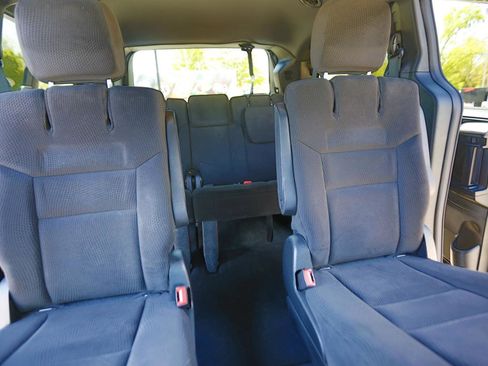 Used 2015 Dodge Grand Caravan SXT w/ Blacktop Package FWD image 13