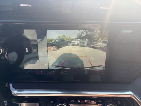 Used 2024 GMC Sierra 2500 Denali Ultimate AWD/4WD image 20