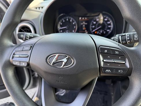 Used 2023 Hyundai Kona SEL AWD/4WD image 24