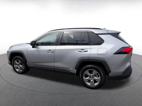Used 2025 Toyota RAV4 LE image 10