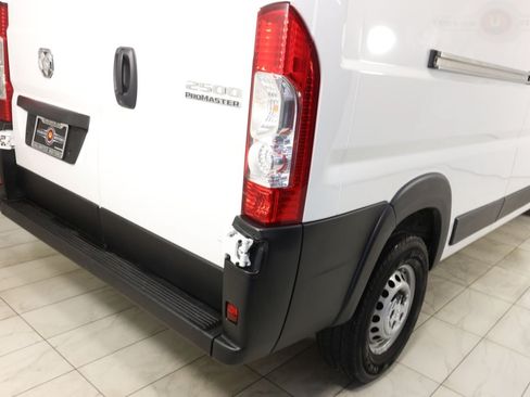 Used 2025 RAM ProMaster 2500 w/ Convenience Group FWD image 37