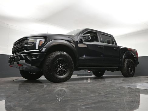 Used 2025 Ford F150 Raptor AWD/4WD image 23
