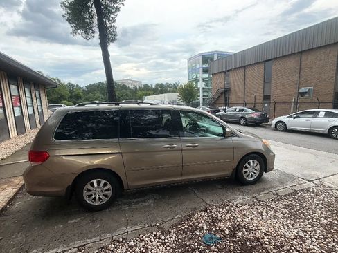 Used 2010 Honda Odyssey EX-L image 9
