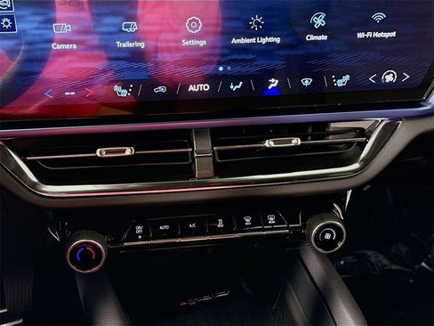 New 2026 Chevrolet Equinox EV LT image 11