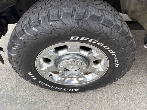 Used 2012 Ford F350 XLT w/ XLT Premium Pkg AWD/4WD image 22