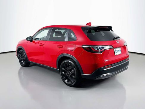 Certified 2025 Honda HR-V Sport image 5