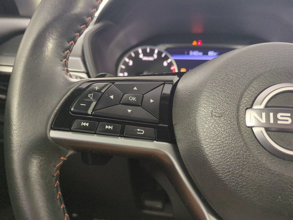 Used 2024 Nissan Altima 2.5 SR FWD image 29