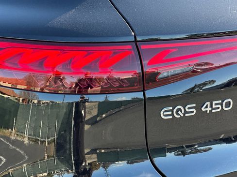 Used 2023 Mercedes-Benz EQS 450+ 4MATIC SUV image 11