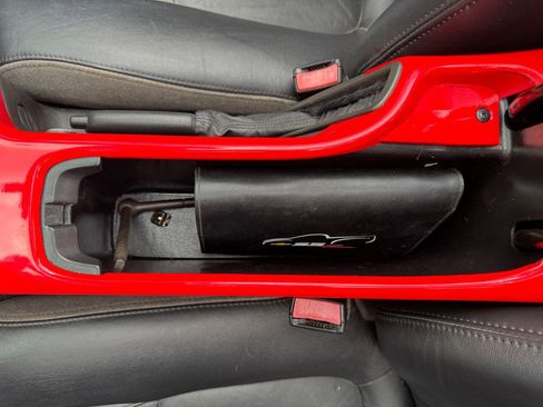 Used 2003 Chevrolet SSR RWD image 36