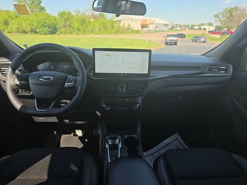 Used 2023 Ford Escape ST-Line w/ Tech Pack #1 image 14