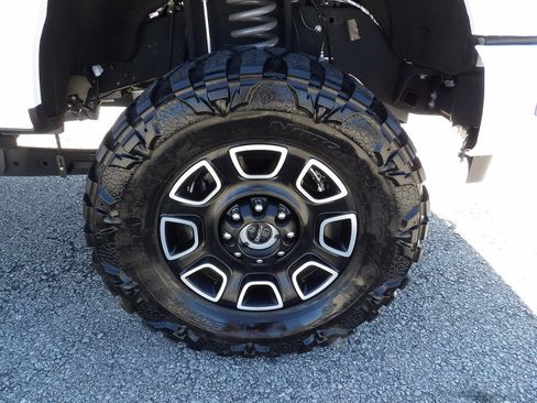 Used 2024 Ford F250 Platinum w/ FX4 Off-Road Package image 68